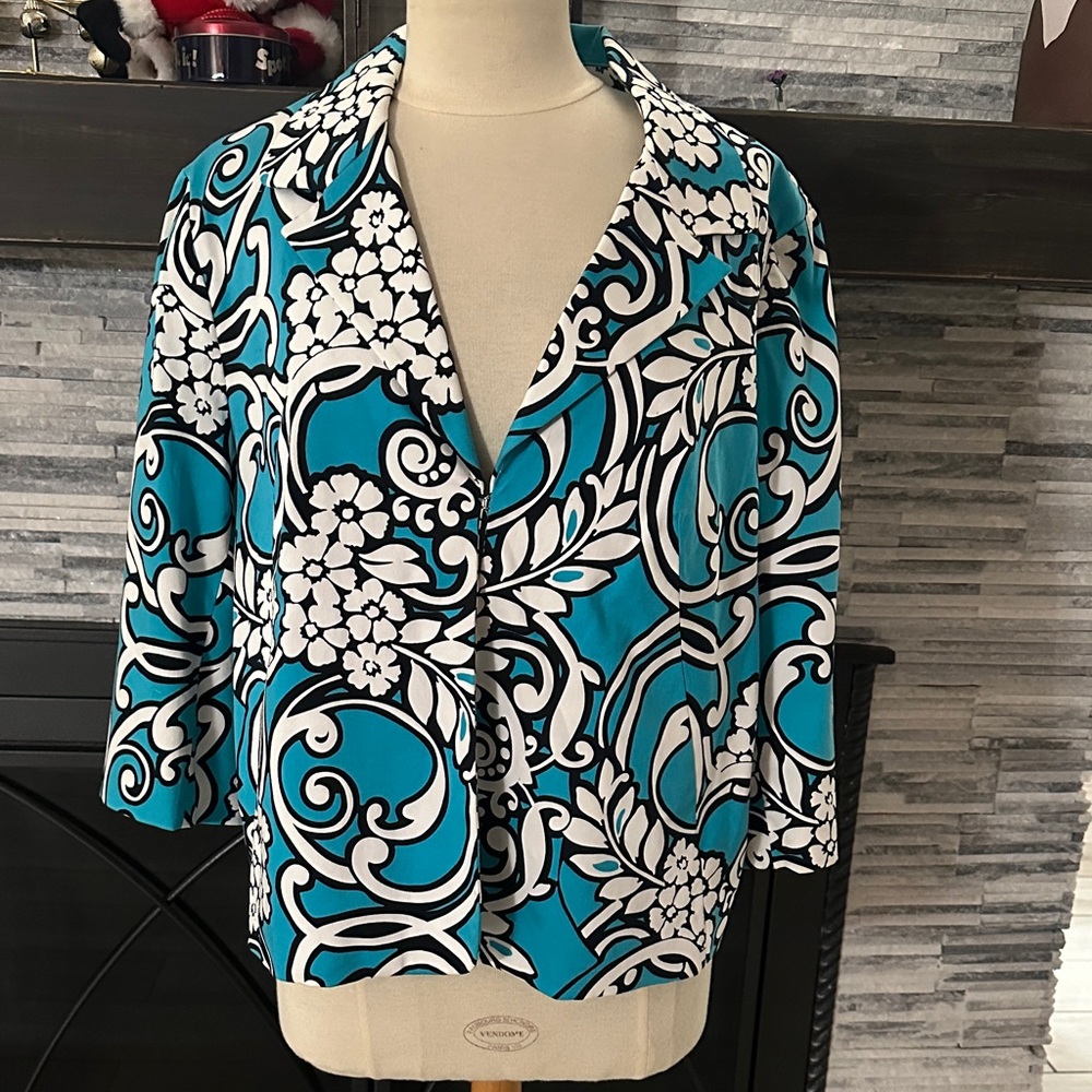 Covington Teal and White Floral Blouse